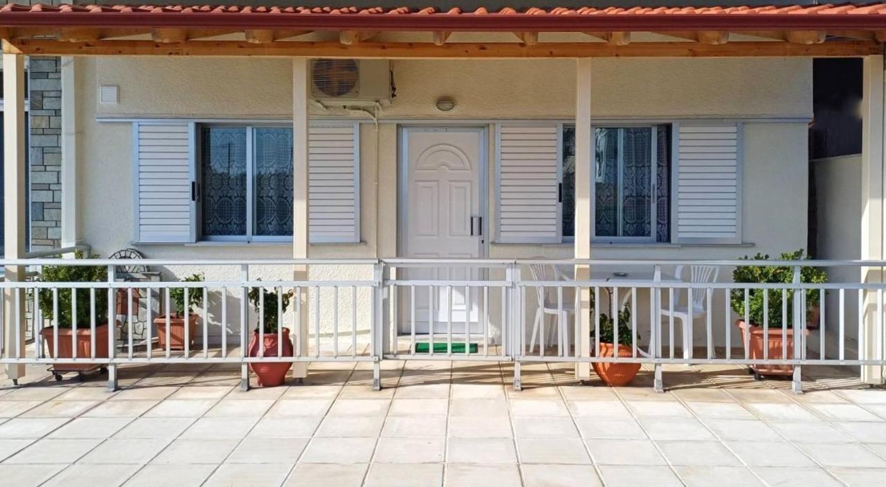 Poly'S House Apartment Nea Vrasna Exterior photo
